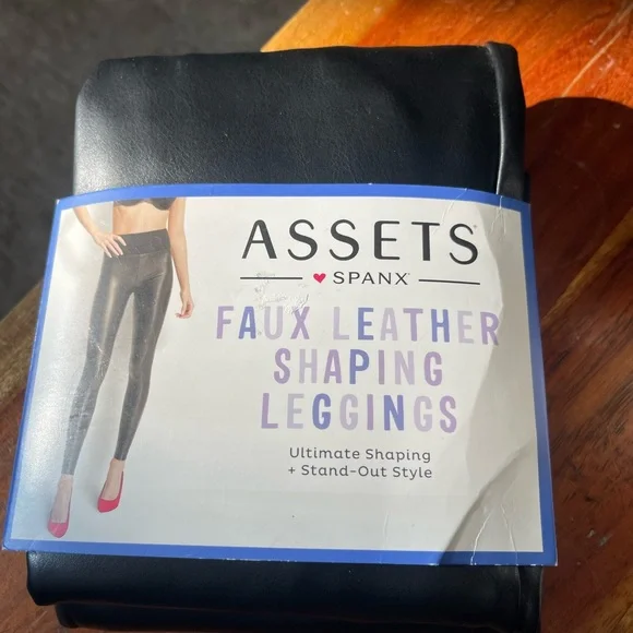 NWT SPANX Black Faux Leather Leggings - Picture 3 of 7